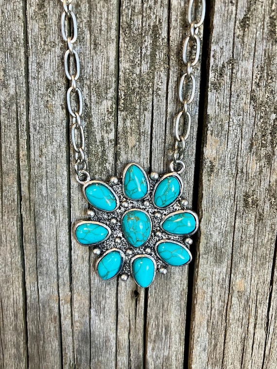 Turquoise Stone Flower Concho Pendant Necklace