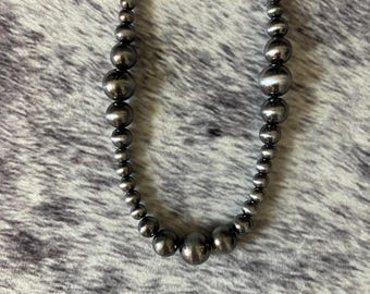 Geoxideerde zilverkleurige kralenketting: western cowgirl gelaagde sieraden