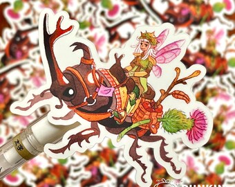 Sticker fee en neushoornkever | Leuke sticker | Laptop, bidon, dagboeksticker