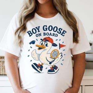 Camiseta de anúncio de gravidez de ganso bobo png tênis menino mãe engraçada ganso gravidez barriga de bebê png tênis menino esperando roupa de maternidade