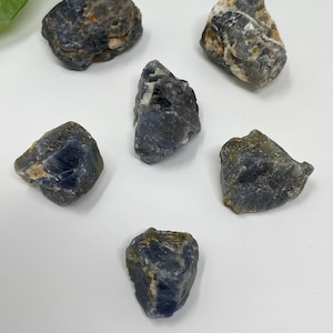 Saphir, Rohkristalle aus Kenia