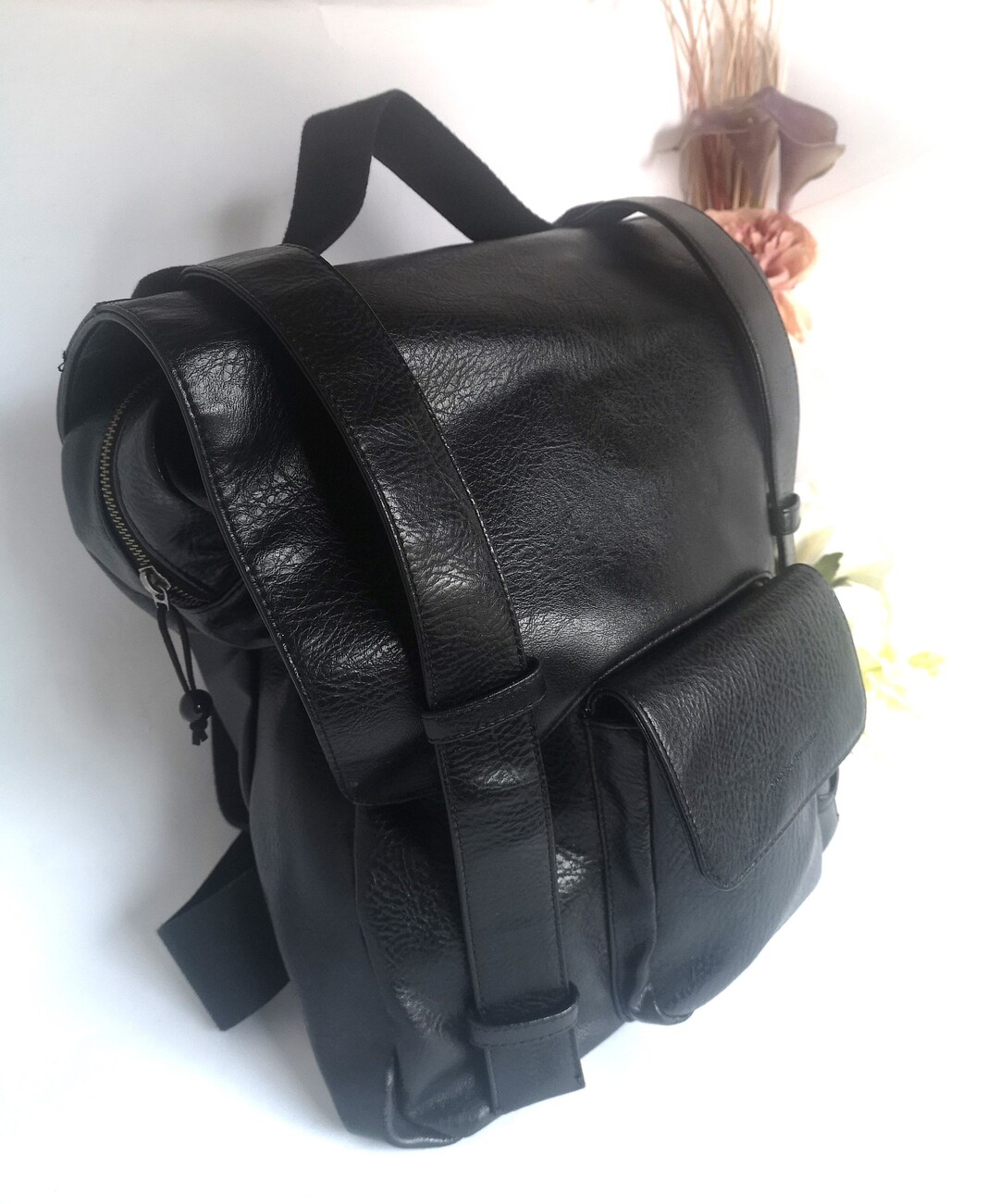 Matt & Nat Vegan Leather Backpack | Vintage Black Faux  display picture 2