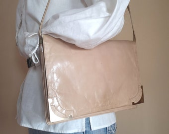 Retro Minimalist Shoulder Bag & Detachable Leather Strap | Vintage Beige Leather Clutch with Gold Hardware