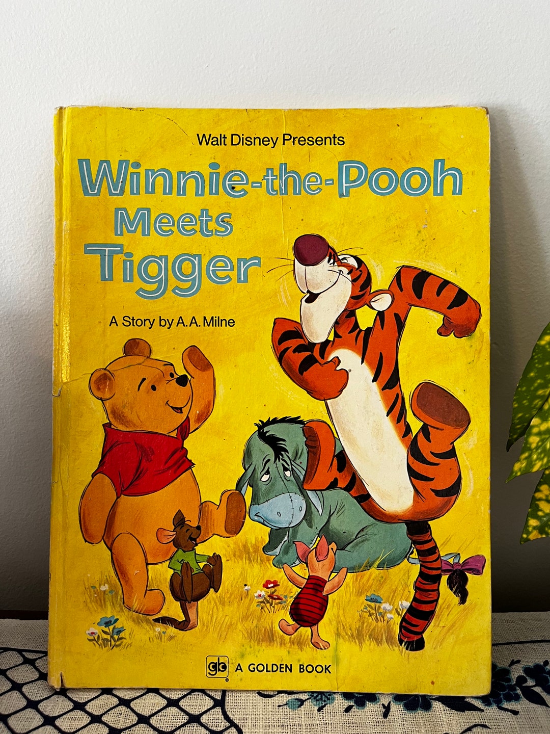 1974 Winnie the Pooh Meets Tigger Classic Pooh Bear Book - Etsy