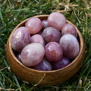 Lavender Rose Quartz Tumbles
