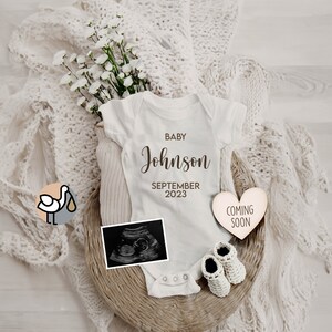 Digital Pregnancy Announcement / Pregnancy Reveal / Social Media / Gender Neutral / Facebook / Instagram / Simple / Minimalist