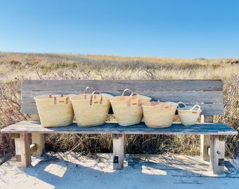 Basket bag ibizaBAG made of palm leaf with genuine leather handles