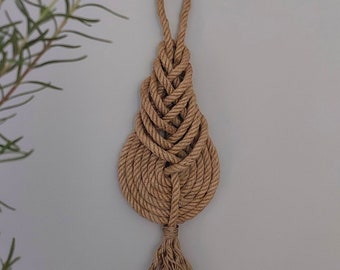 Handcrafted Jute Rope Wall Decor with Pipa Knots / Nautical Home Decoration / Wall Accessories