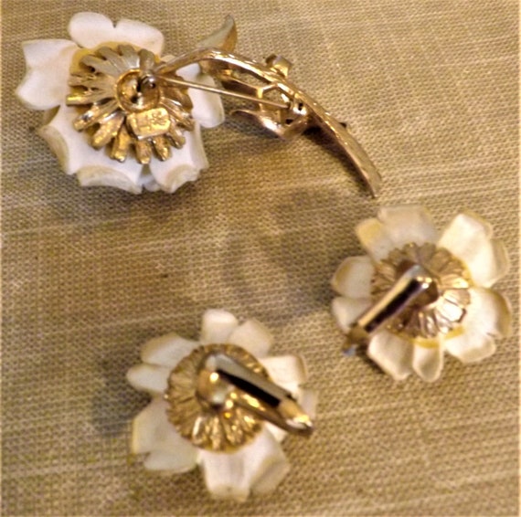 Vintage Judy Lee rose brooch and earrings - image 2