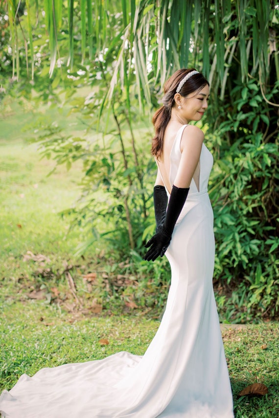 strapless open back dress Elowen Plunging V-Neck Ruched Mermaid Dress