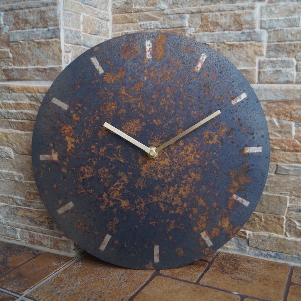 Horloge murale rouillée en métal, art décoratif, cadeau d’horloge rustique, horloge en acier Steampunk 30 cm, cadeau de pendaison de crémaillère, horloge en fer ronde, mécanisme silencieux