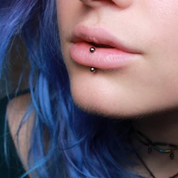 Vertical Lip 100% Surgical Steel Curve Eyebrow Rook Barbell Ring 16g (1.2mm) Lip Piercing Belly Ring