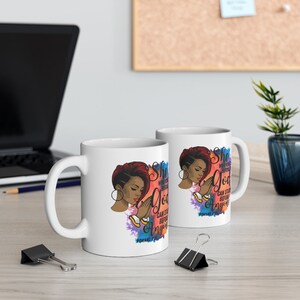 Ella que se arrodilla ante Dios / Taza de café religioso / Taza de Jesús / Taza de niña negra / Taza de reina negra / Taza mágica de niña negra / Excelencia negra / Oración imagen 6