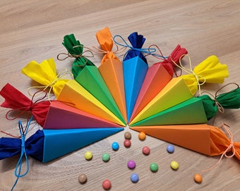 Mini school cones as table decorations/guest favors, first day of school, enrollment ceremony, finally a schoolchild, school introduction, party gifts