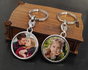 DikaGiftStudio Custom Keychain with Photo 2pcs - Double-Sided Personalized Keychain and Wooden Gift Box - Gift for Boyfriend - Gift for Him Photo Keyring