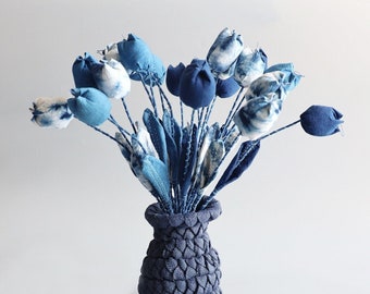 Tulipanes tie-dye hechos a mano, flores botánicas de tinte azul, regalos del día de la madre, regalos de flores de Navidad, regalos de cumpleaños hechos a mano