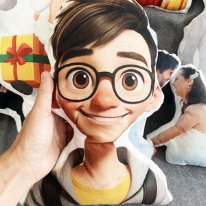 Customized picture pillows, face pillows, head pillows, cartoon image dolls, Christmas gifts, wedding gifts, customized pet pillows，Pet gift