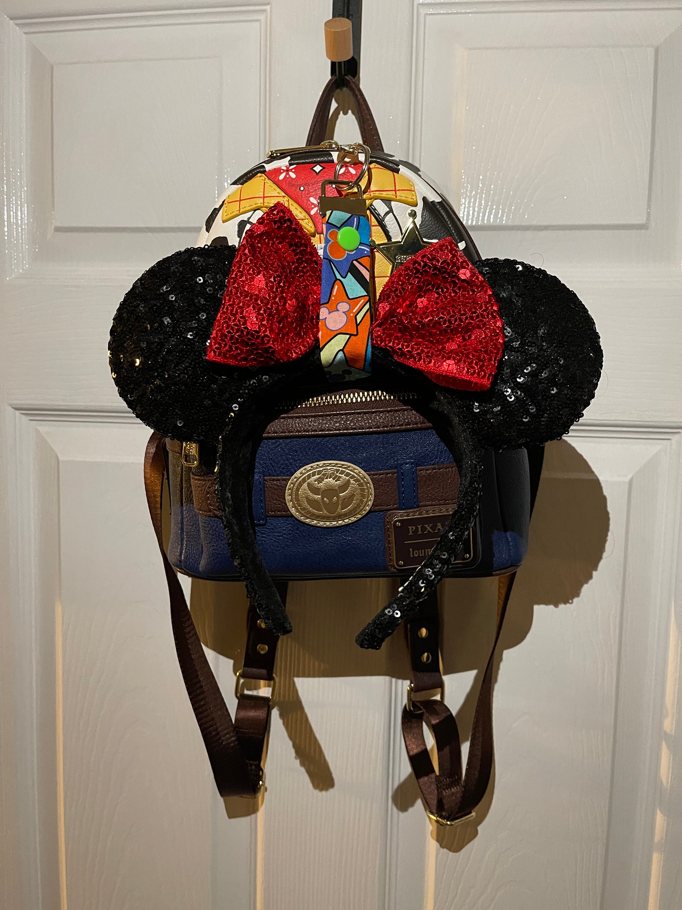 SET 1 Mickey ears holder/saver for bag strap/backpack.