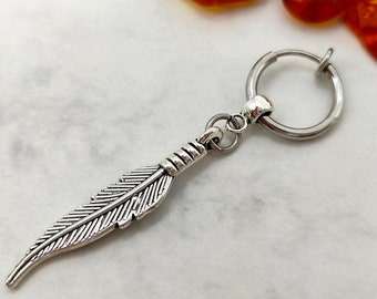 Orecchino singolo a forma di piuma per uomo, pendente unisex con clip, gioiello con goccia di piuma