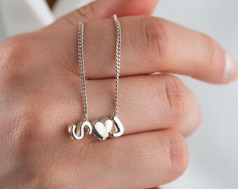 Collana con lettera a bolla in argento sterling: ciondolo a forma di cuore con iniziale personalizzata