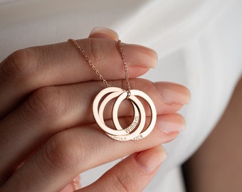 Linked Rings Name Necklace, Custom Family Necklace, Interlocking Circle Jewelry, Mom Necklace with Kids Names, Mothers Family Necklace