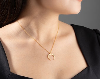 Upside down Moon Jewelry, Minimalist Upside Tusk Moon Necklace Half Moon Dainty Moon Necklace Double Horn Necklace, Tusk Necklace Silver