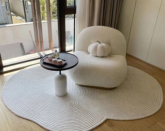 Irregular Hand-Tufted Wool Rug: Modern Home Decor