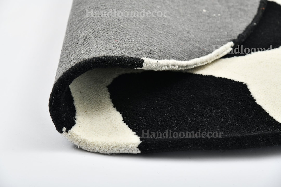 Handmade Tufted Round Rug Cow Design Black Rug Living Room Rug - Etsy
