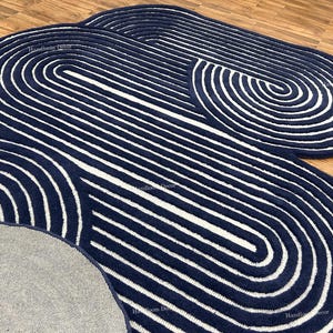 Blau Tufted Teppich, handgefertigter Tufteteppich, unregelmäßiger Form Teppich, Büschelwollteppich, Waschenteppich Flurteppich, Bodenteppich