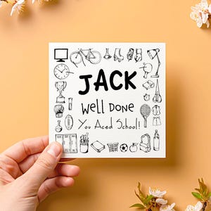 Biglietto di congratulazioni per la fine delle scuole con personalizzazione
