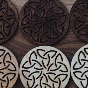 Wooden Coaster Set Of 4 / Drink Coasters / Laser Cut Coasters / Wedding Coasters / Wood / Gift / Kitchen Accessories / Home Bar Decor