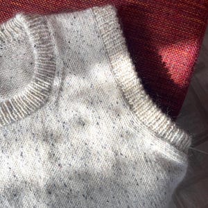 Hand Knit Mohair Vest, Chunky Wool Sweater, Beige Tweed Sleeveless Sweater, Handmade Premium Women&#39;s Slipover Vest