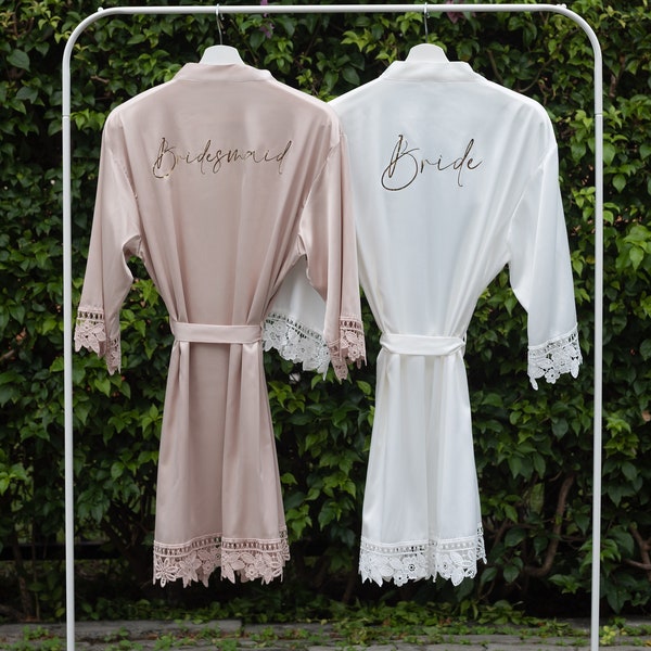 Bridesmaid Robes White & Champagne/ Bridesmaid Gifts Wedding Day / Bridal Party Robes {SL}