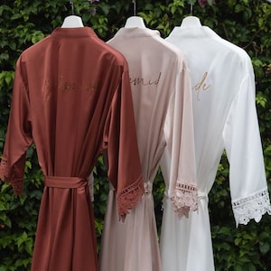 Bridesmaid Robes Personalized NAME / Bride & Bridesmaid Gifts for Wedding Day / Bride Gift from Maid of Honor / Aphrodita {SL}