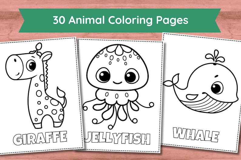 Puede incluir: Tres p&aacute;ginas para colorear en blanco y negro con una jirafa, una medusa y una ballena. Cada p&aacute;gina tiene el nombre del animal impreso debajo de la imagen.