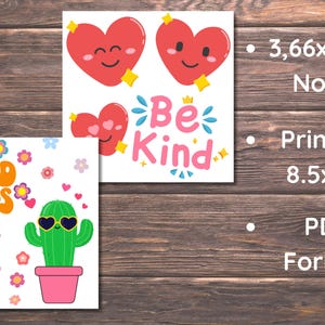 Puede incluir: Descarga digital imprimible de dos tarjetas de 3,66x3,66 pulgadas. La primera tarjeta presenta un cactus con gafas de sol con el texto "Good Vibes". La segunda tarjeta presenta un coraz&oacute;n con el texto "Be Kind".