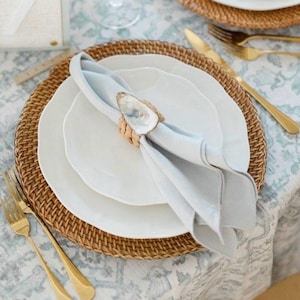 Set of 4 Oyster Shell Napkin Rings with Napkins | Oyster Shell Napkin Ring Gift Set | Coastal Décor and Handmade Gift