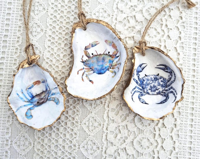 Crab Oyster Shell Ornament: Coastal Christmas Decor