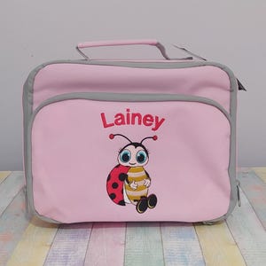 Coccinelle et nom ou texte sur la boîte à lunch, personnalisé, brodé à la machine, idéal pour l'école, les pique-niques, la maternelle