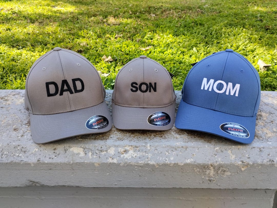Matching Dad Mom Son Embroidered Baseball Cap Set of Three  display picture 1