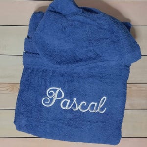 Badrock med huva och broderi i frotté med namn eller initialer