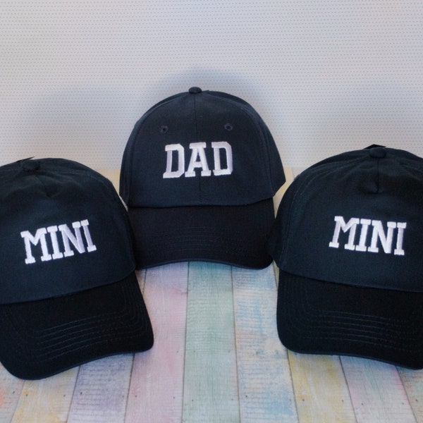 Papa und Kinder | Passende Hüte | 3er Set Hüte | Eine für Erwachsene und zwei Kinderhüte | Stickmaschine | Verstellbare Baseball Caps