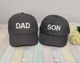 Papa Sohn | Passende Hüte | Set aus zwei Mützen | Stickmaschine | Verstellbare Baseball Caps