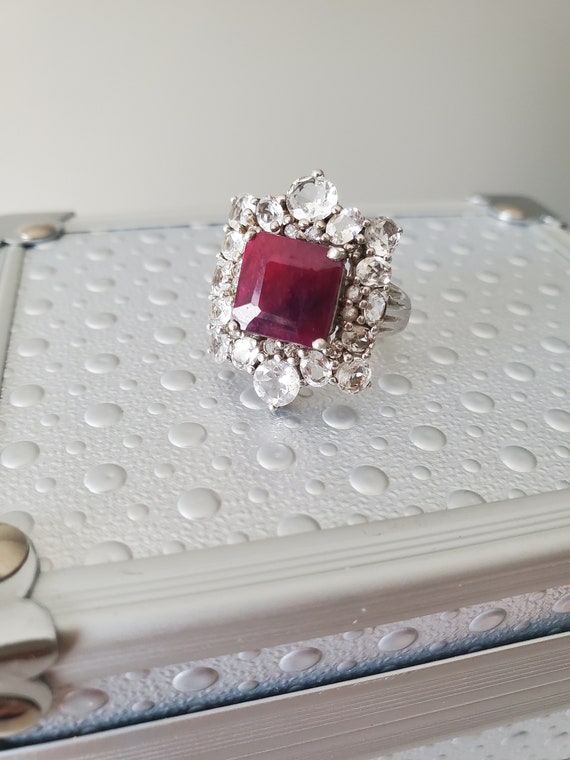 Stunning Red Stone and CZ 925 Sterling Size 7.5 Ri