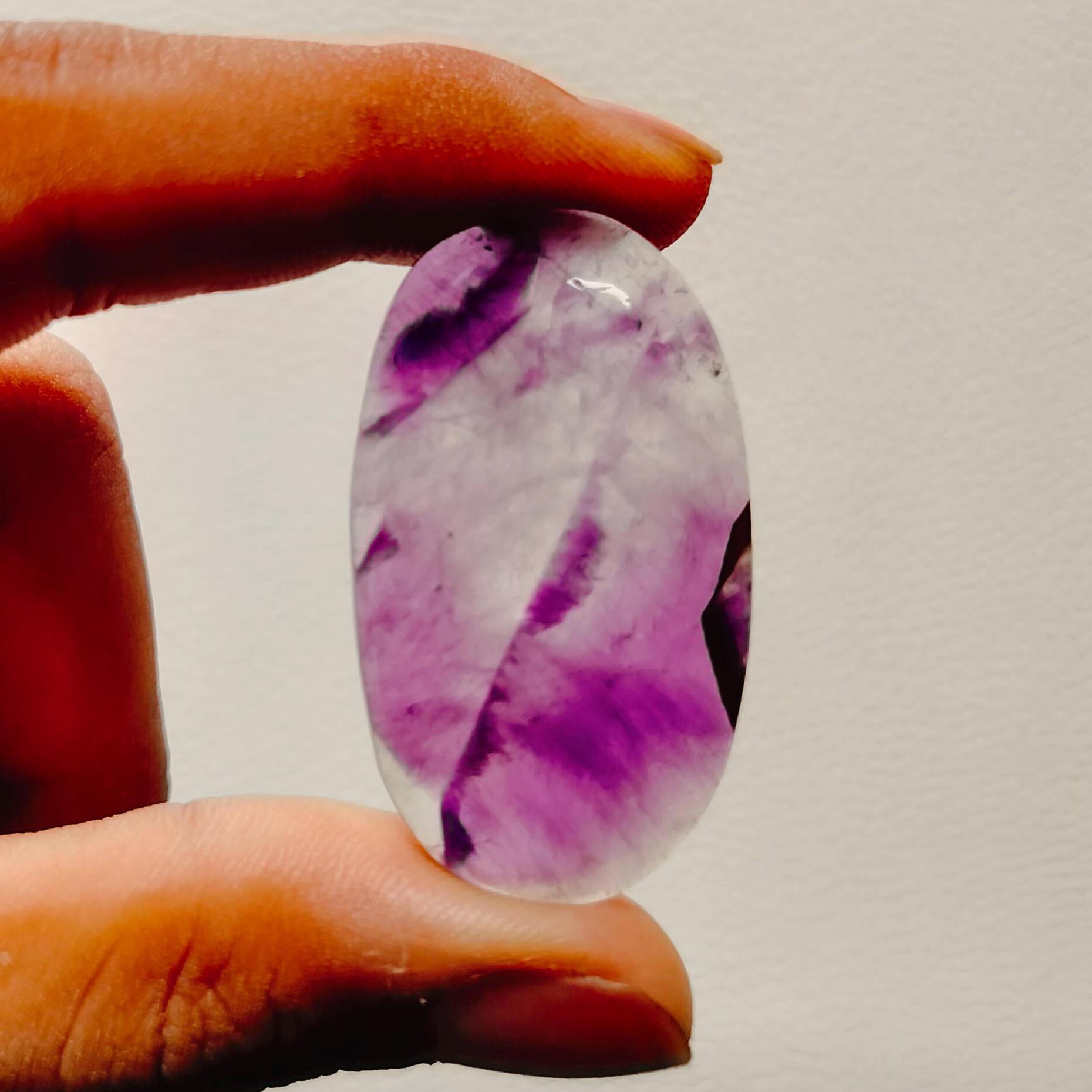 天然アメジスト カテフラ カボション：オーバルパープルジェムストーン