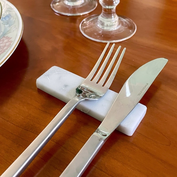 4/.../20 pieces cutlery rest set in White Carrara Marble