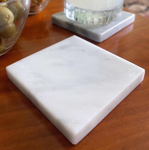 Set di sottobicchieri in marmo Bianco Carrara  - Pietra naturale - Lavorati a mano - Sottotazza in pietra - Idea regalo - Marmo italiano
