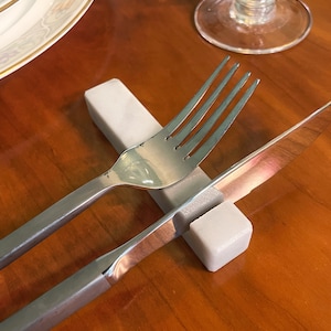 Cutlery rest set in White Carrara marble (knife holder) - Lifestyle - Marble Knife Rest - Flatware - Home decor - Homeware - Gift Idea