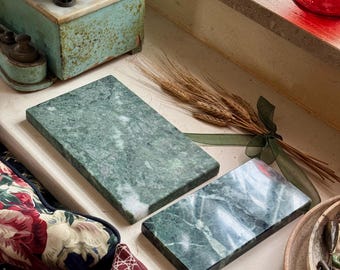Platte aus grünem Guatemala-Marmor – Rechteckiges Natursteintablett – Kerzenhalter – Dekoratives Tablett für Zuhause – Organizer