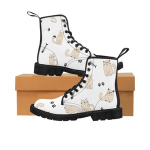 Charming Kitty Cat Women&#39;s Canvas Boots - Embrace Cozy Comfort and Whimsical Style